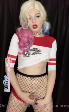 android212121 Harley quinn shemale masturbating