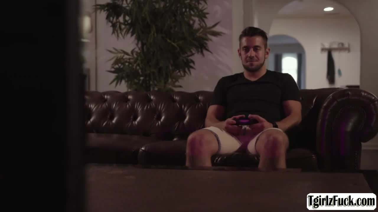 Watch Straight guy fucks small tits transsexual Crystal Thayers ass Shemale Porn Videos | TranSexBig.