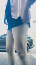 Outdoor crossdresser