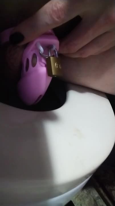 Watch Pissy sissy Shemale Porn Videos | TranSexBig.