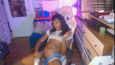 glassesed black trans babe with sexy feet legs and big