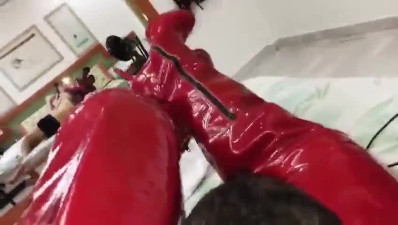 rainha vivi travesti dominadora