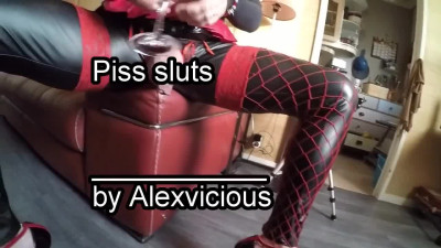 two matures trannies drink pee