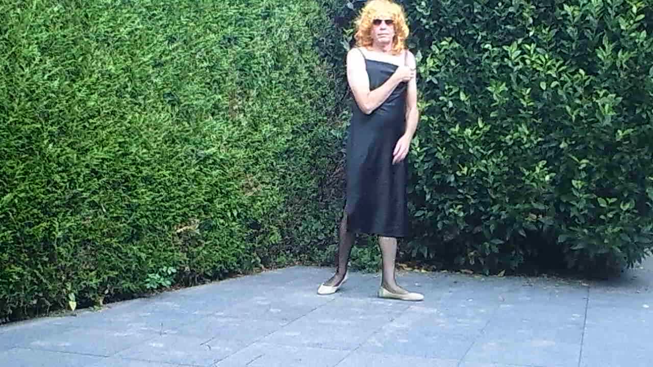 Watch Fun in garden 1 Shemale Porn Videos | TranSexBig.