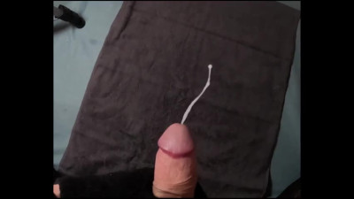 Slowmotion cumshot