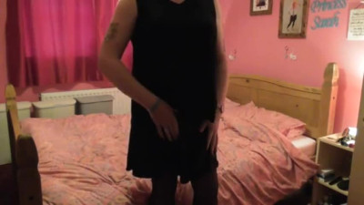 Pre op trans girl Sarah masturbating 2
