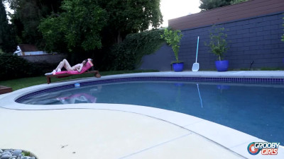 GROOBYGIRLS: The Last Days Of Summer