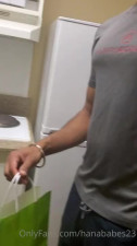 Lyka Filipina gets extra service from Doordash guy