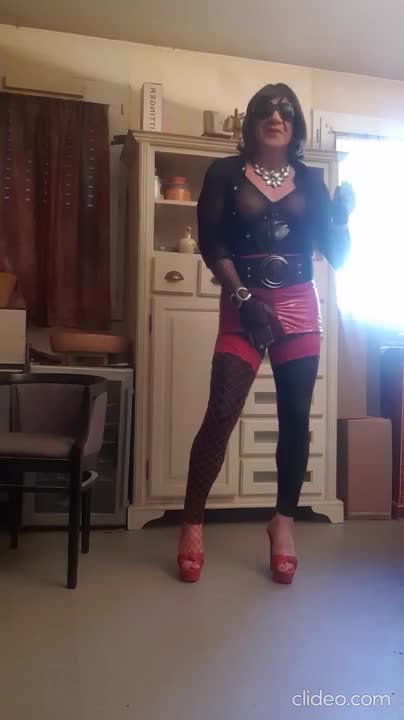 Watch hot old transsexual showing and her rod Shemale Porn Videos | TranSexBig.