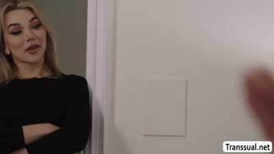 House agent lets her Trans Woman client fuck her wet pussy