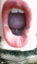 chubby ts cums on hole