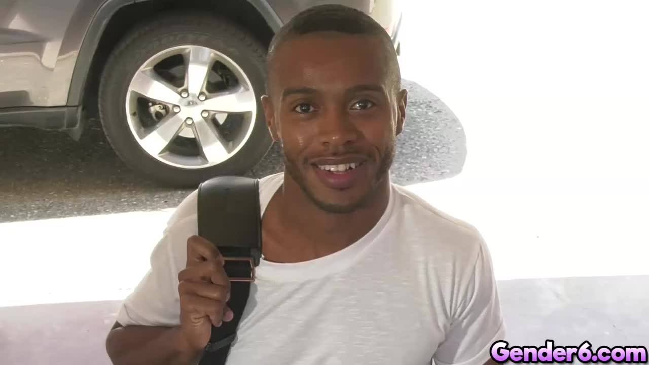 Watch Stepson Jake Waters fucked his tall stepmom Nikki Vicious Shemale Porn Videos | TranSexBig.