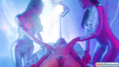 Busty shemale aliens Jade Venus and Tori Easton fuck a babe