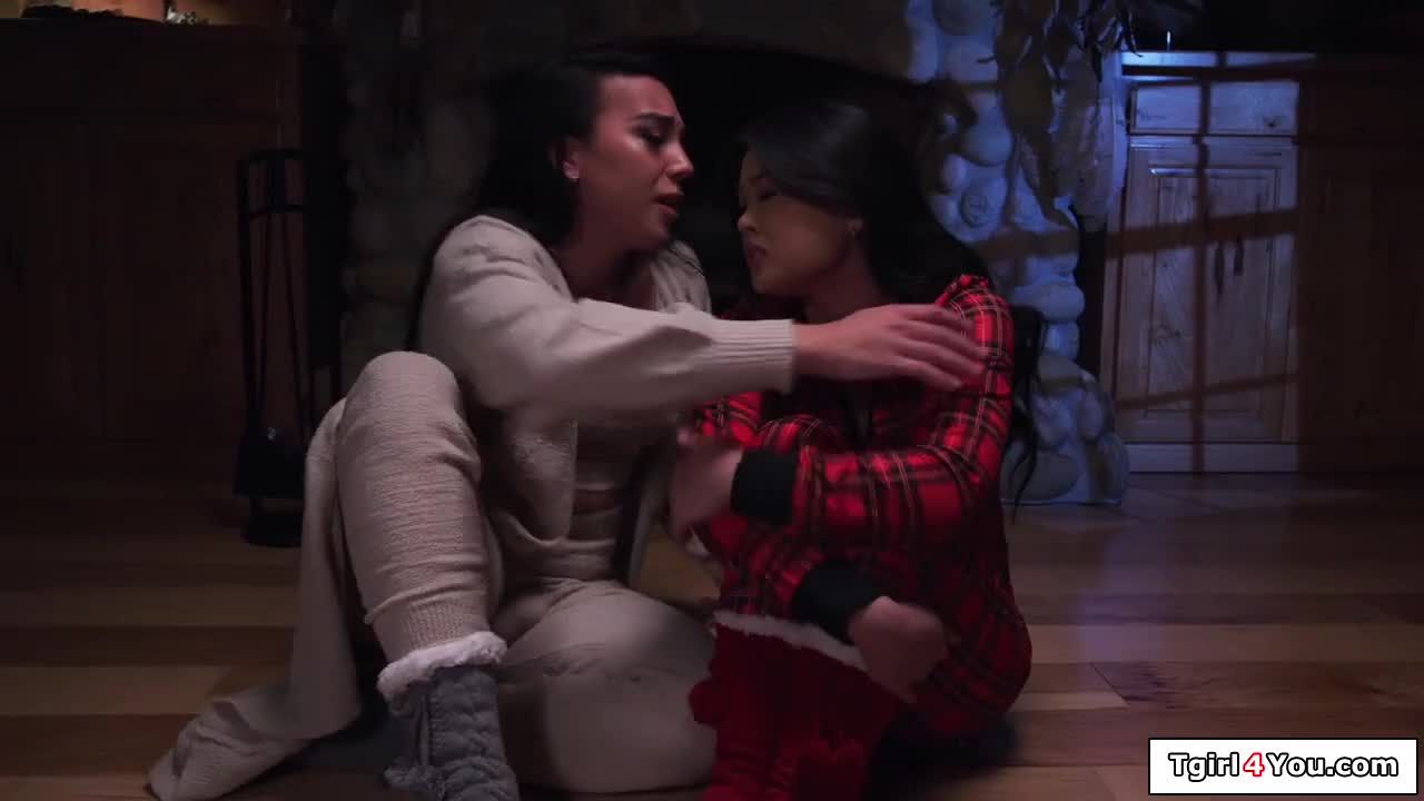 Watch Asian tgirl Kasey Kei licks and fucks Lulu Chu ifo fireplace Shemale Porn Videos | TranSexBig.